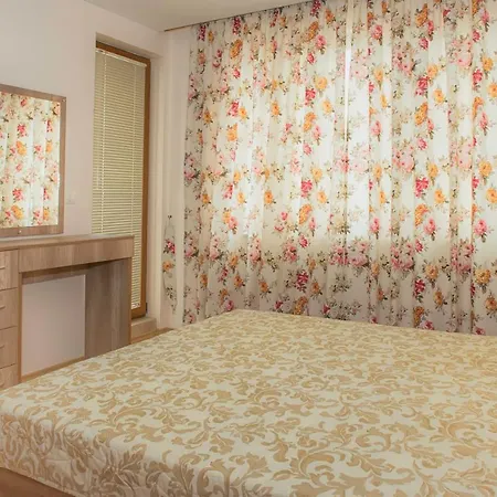 Garden Of Eden Pmg アパート スヴェティ・ヴラス