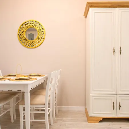 Garden Of Eden Pmg スヴェティ・ヴラス