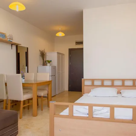 アパート Garden Of Eden Pmg スヴェティ・ヴラス