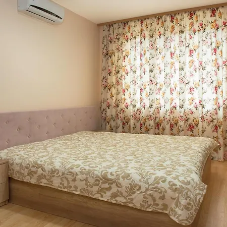 Garden Of Eden Pmg Апартамент Свети Влас